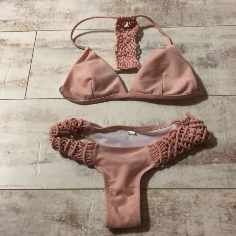 Bathing suit